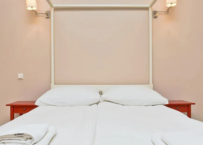 Modernapart アパート *